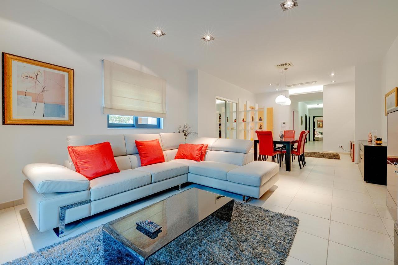 Seaside Oasis Your Own Private Getaway In St Julians St. Julian's Exterior foto