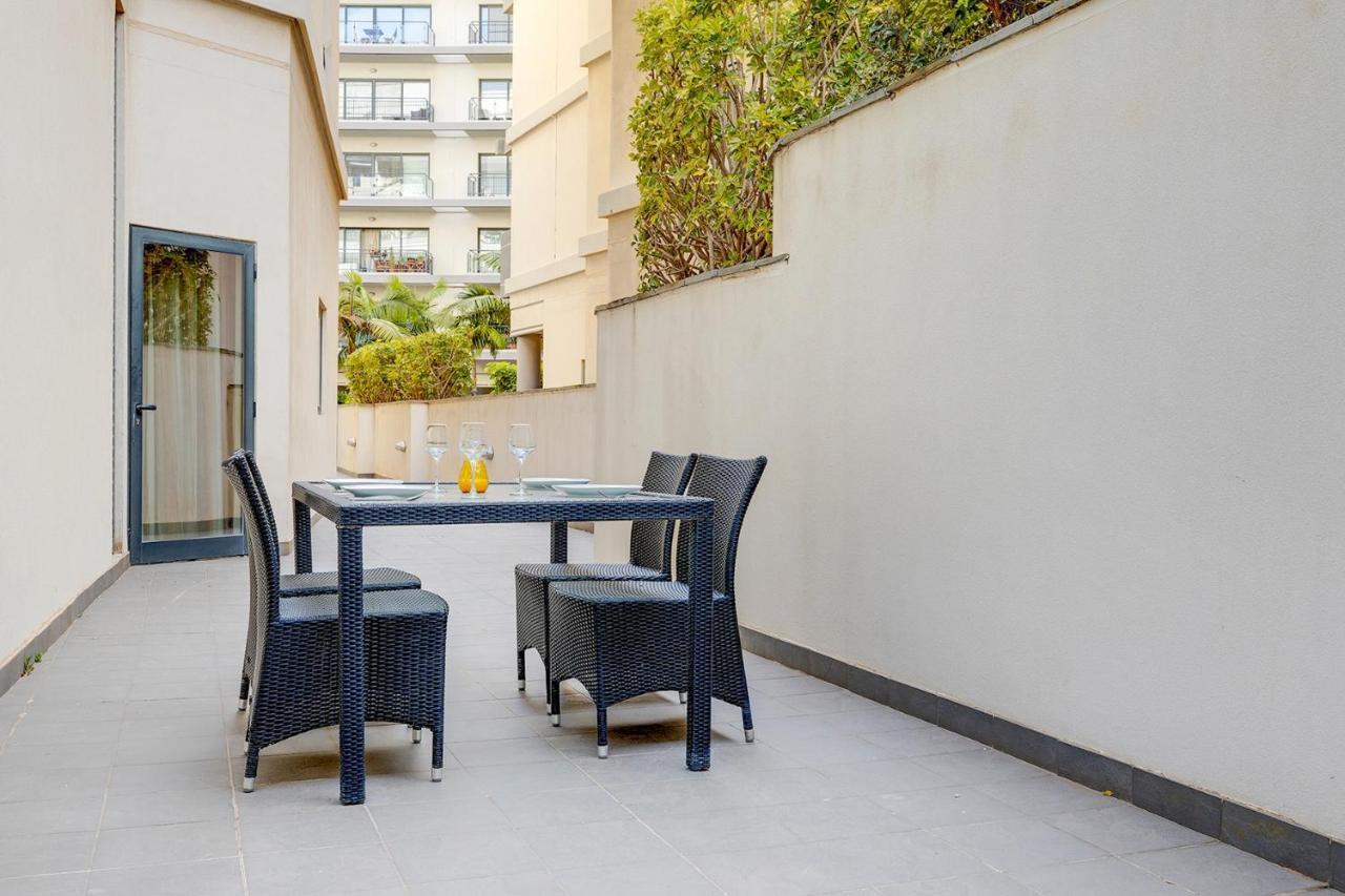 Seaside Oasis Your Own Private Getaway In St Julians St. Julian's Exterior foto