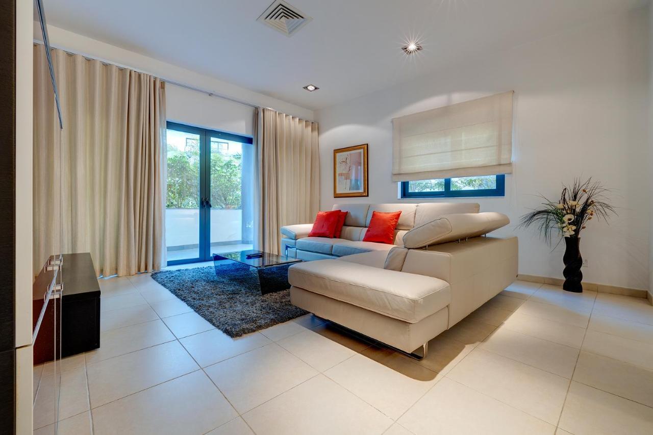 Seaside Oasis Your Own Private Getaway In St Julians St. Julian's Exterior foto
