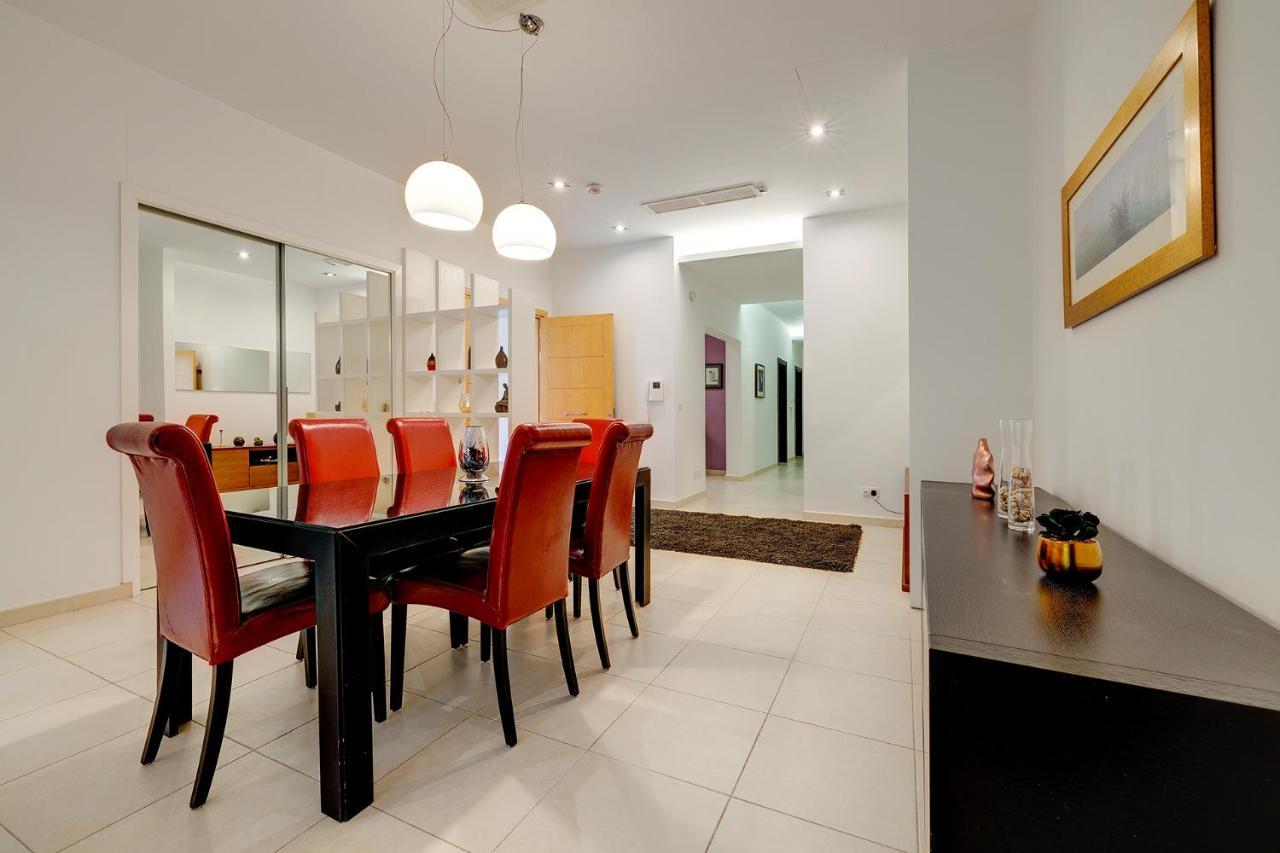 Seaside Oasis Your Own Private Getaway In St Julians St. Julian's Exterior foto